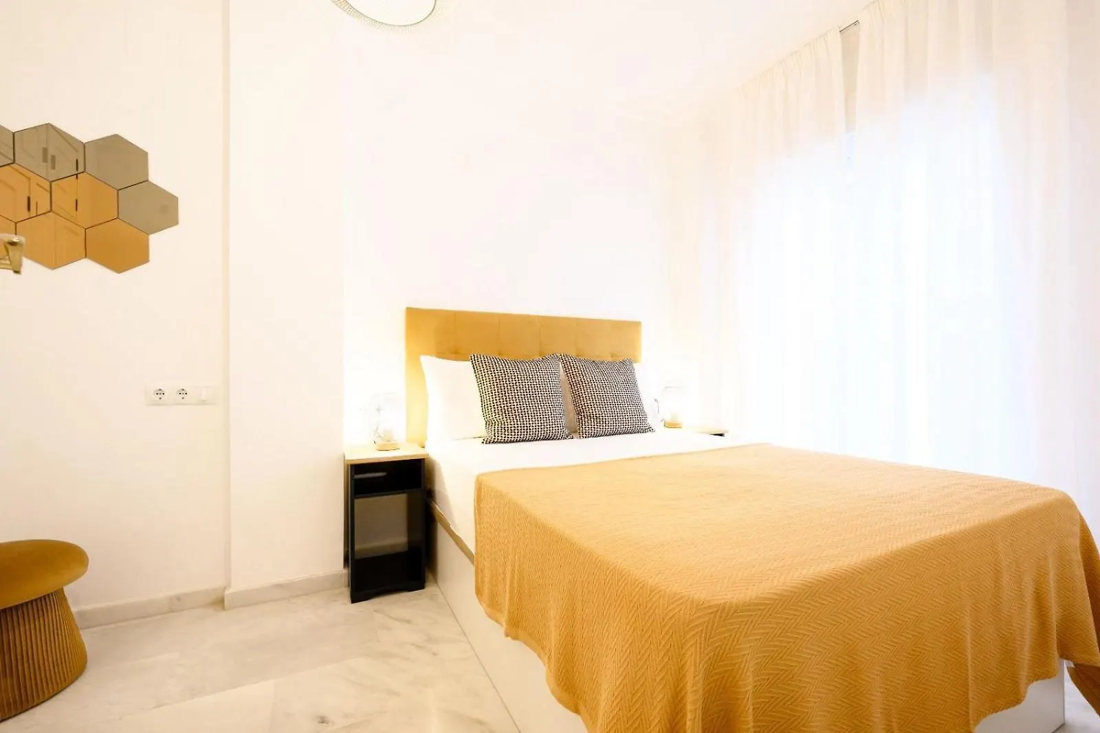Apartment Capitan, 1 Bedromm, City Center & Beach By 10Tsea Fuengirola Spanien
