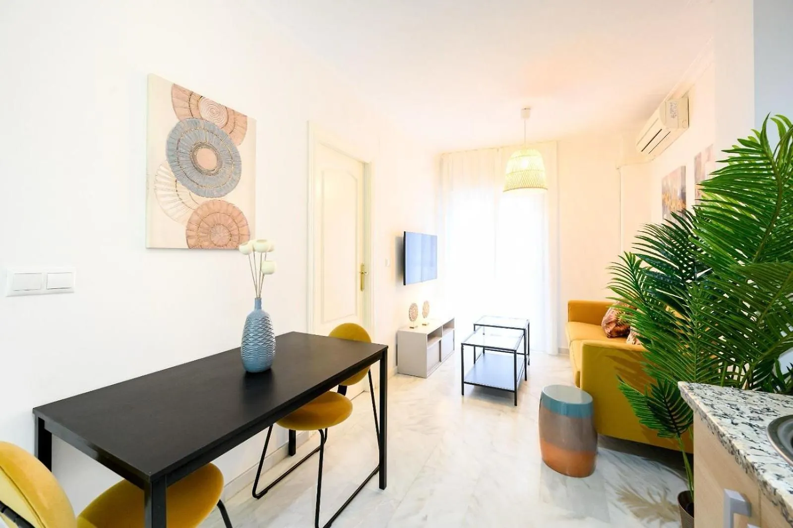 Capitan, 1 Bedromm, City Center & Beach By 10Tsea Fuengirola
