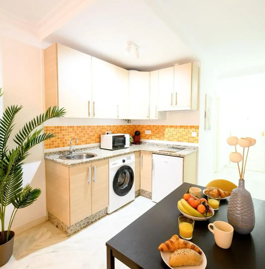 Capitan, 1 Bedromm, City Center & Beach By 10Tsea Fuengirola